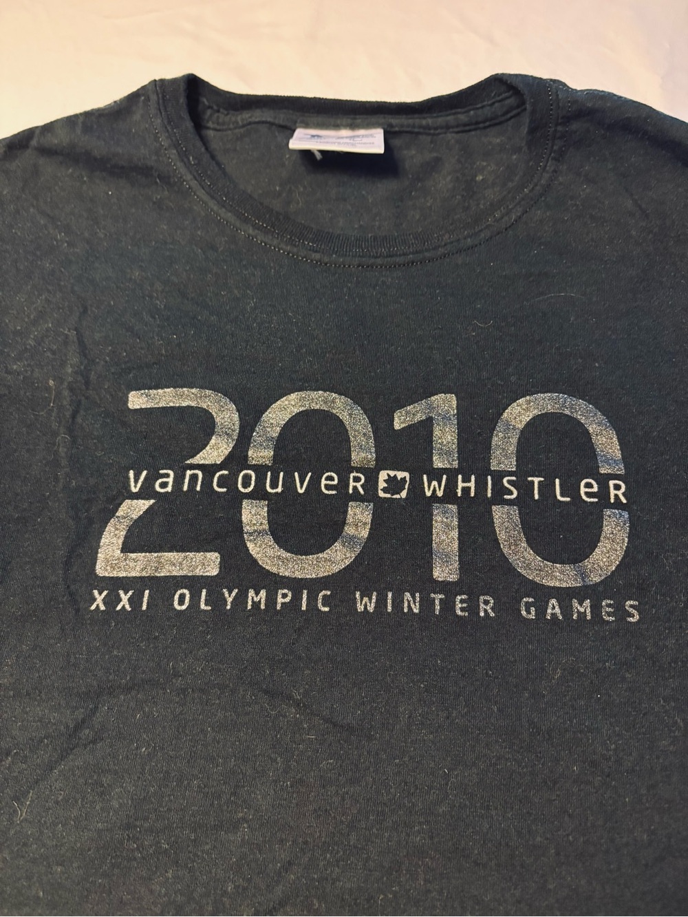 Women’s 2010 Vancouver Whistler Olympic Graphic Tee - Black - Picture 2 of 5
